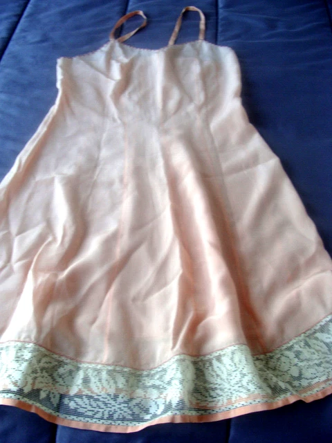 jolie combinaison&fond de robe vintage jolie dentelle T48/50 ref