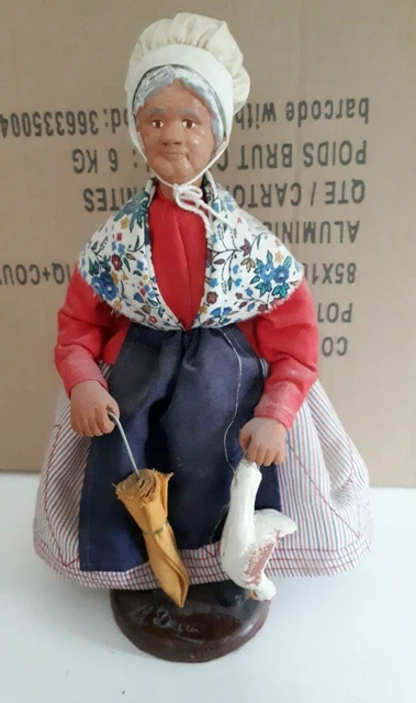 Ancien santon de Provence 26 cm en terre cuite la fileuse par Yolande