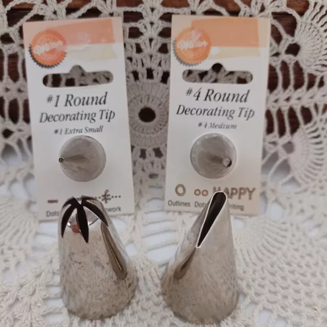 Vintage Wilton Cake Decorating Tips Set of 4 Tips 2D 125 #1 #4 Round Star Ruffle