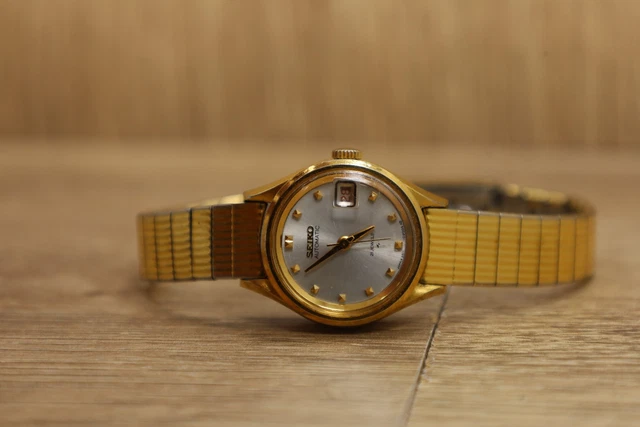 VINTAGE SEIKO LASALLE Womens Watch 1E20-2240 Ultra Thin Gold  display picture 1