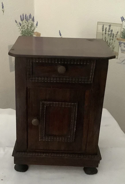 Meuble Miniature Ancien Pour Poupée – Charme Rétro Et Patine D'époque
