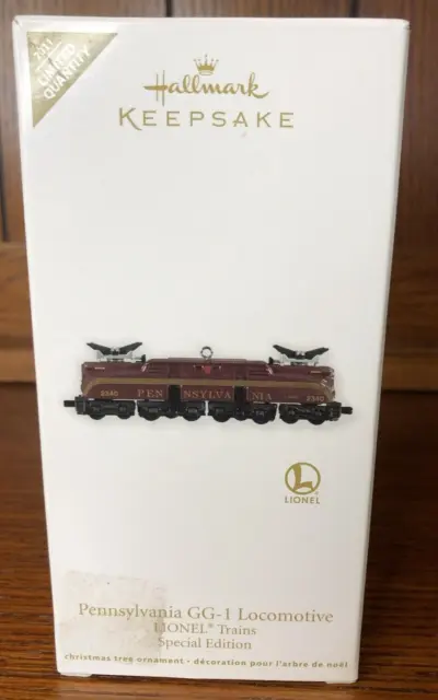 Hallmark 2011 Pennsylvania GG-1 Lionel Locomotive Train Engine Speical Edition
