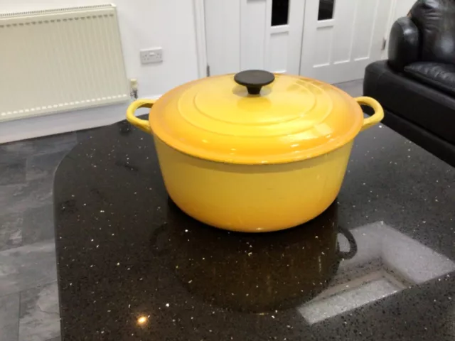Le Creuset Casseruola Gialla Ghisa 28 Cm