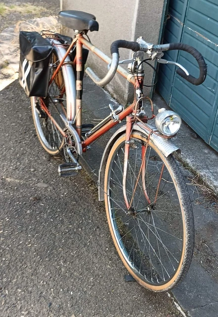 Vélo De Collection Randonneuse FEMINA Peugeot - Dérailleur Huret 'suicide' - Vintage Eroica