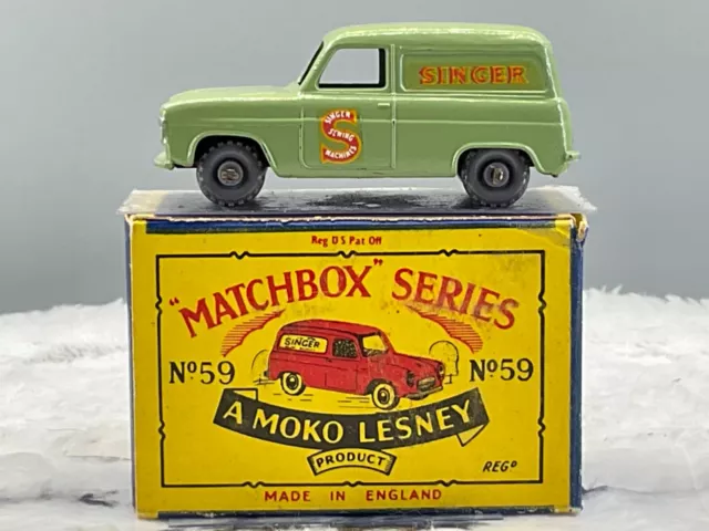 Matchbox Lesney#59AFord Thames Singer Van,NO GUIDES,V,N,Mint in B5 box all orig.