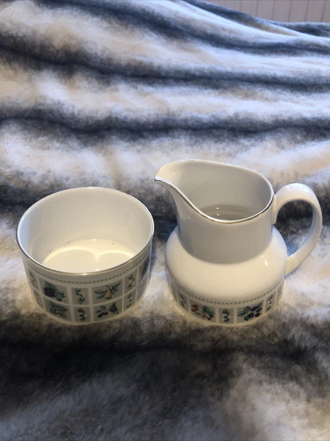 Royal Doulton Tapestry Milk Jug / Creamer & Sugar Bowl Tc1024 A