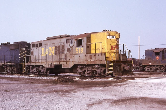 Louisville & Nashville Railroad     #518   Original Kodachrome  Slide