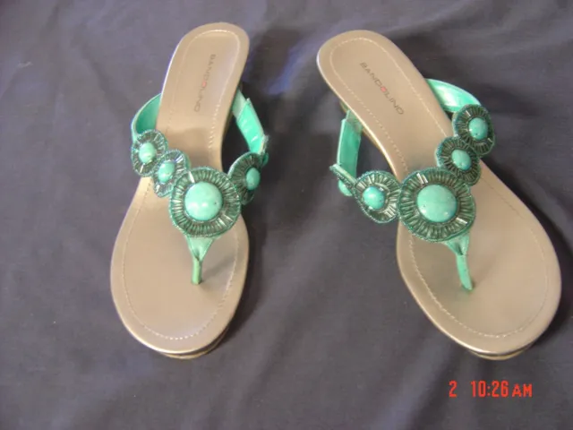 WOMEN'S Bandolino  Thongs Flip Flops WEDGY TEAL COLORED  Sandals Size 8M
