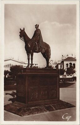 CPA AK CASABLANCA Statue Equestre du maréchal Lyautey MAROC (24248)