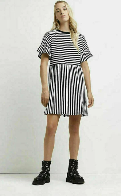 Mini abito River Island nero a righe smock taglia UK 6 NUOVO CON ETICHETTE PREZZO DISPONIBILE £28