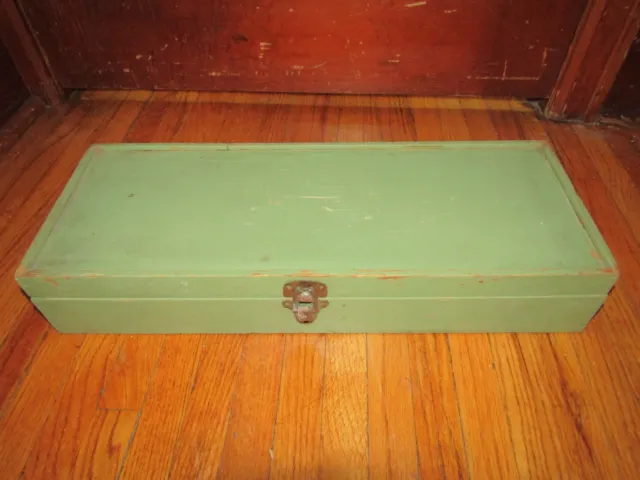 Antique Vintage Primitive Wood Dovetailed Hinged Box storage, tool, farm