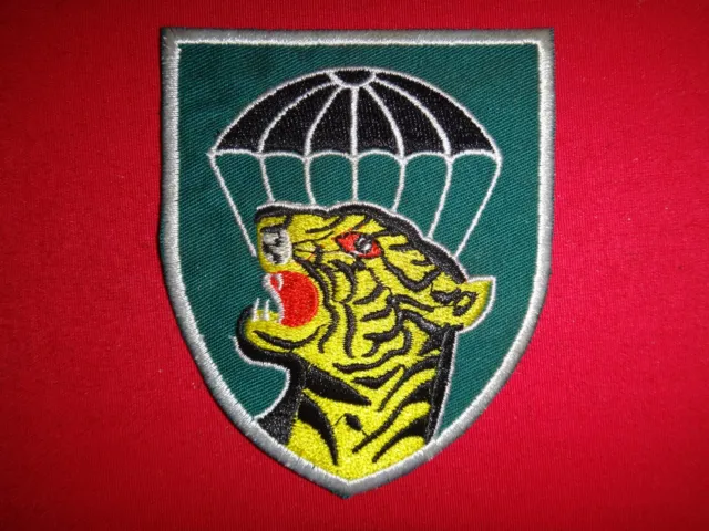 Vietnam War Arvn Sf Mobile Strike Force Command Airborne Mike Force
