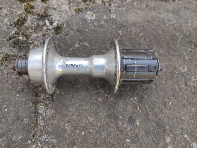 Moyeu Arrière Shimano Deore XT FH-M8110 12 Vitesses - 12x148 Mm Center Lock