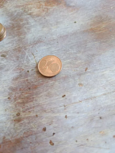 Pièce de 2 centimes d euros FRANCE  année1999  MARIANNE  défaut tâche sur oeil  2