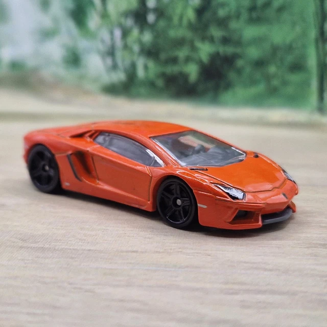 HOT WHEELS LAMBORGHINI Aventador LP700-4 Diecast Model 1/64 (15) Good ...