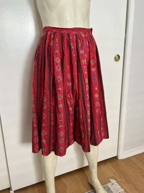 50s Novelty Print Folk Dancers Red Skirt~ Pinup Rockabilly Retro Vintage