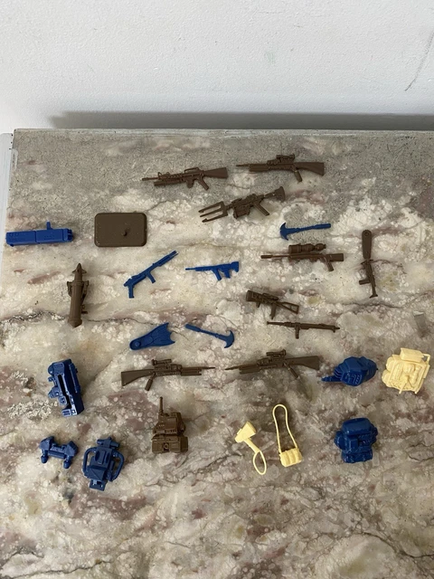 A lot of Gi Joe/Action Force toys, Hasbro, 1980/90s. - Bukowskis