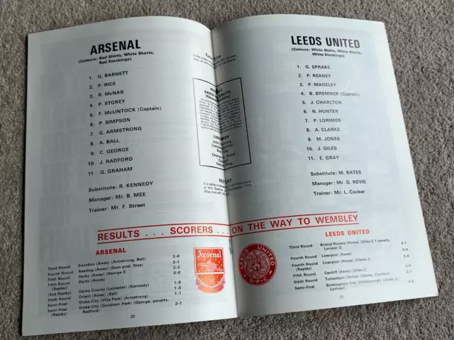 Rare White Centre Pages 1972 FA Cup Final Programme, Arsenal v Leeds United