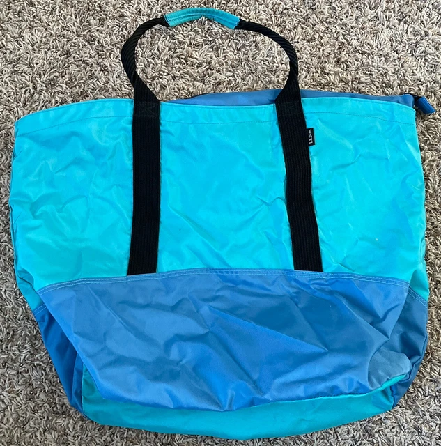 LL Bean Nylon Medium Adventure Ice Blue Tote Carryall Duffle Style Bag W Zipper