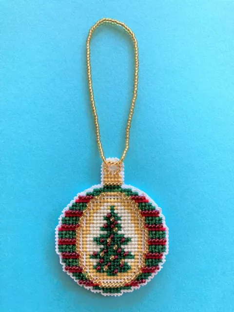 Hecho a mano punto de cruz adorno de vacaciones de Navidad/colgador-árbol con cuentas