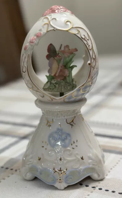 Music Box 8” Porcelain Egg Revolving Butterflies Flowers Tune: Fur Elise - Works