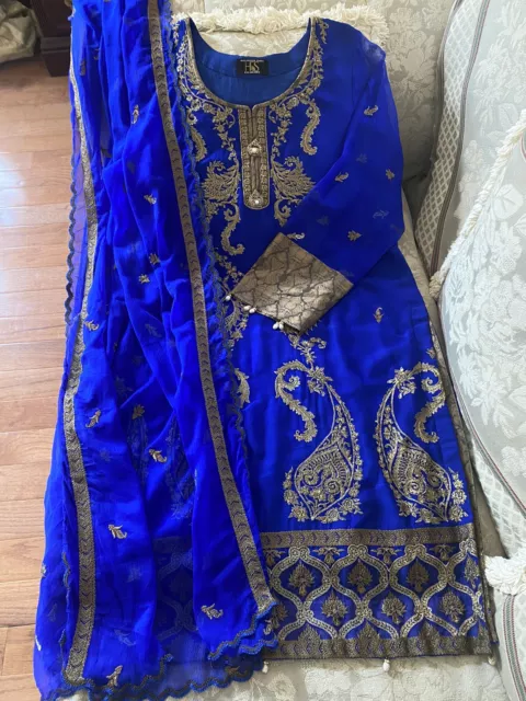 Pakistani Indian embroidered suit