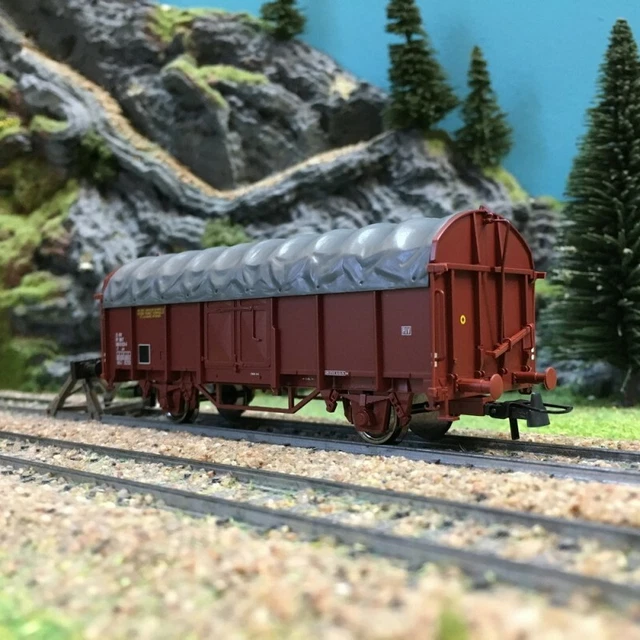 FLEISCHMANN 5371K - HO - WAGON COUVERT PAROIS COULISSANTES DB