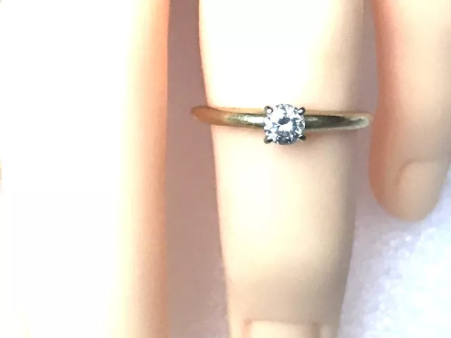 14k Yellow gold Round Diamond Solitaire Engagement Ring .28CT