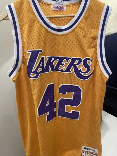Pin by 👌🏼 on awesome clothes  Nba outfit, James worthy, Los angeles  lakers