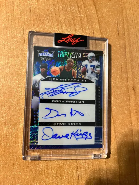 Kevin Durant/Ken Griffey Jr. 2023 LEAF MULTIGRAPHS DUAL AUTO #D 7/25 -  SEATTLE - MLB Autographed Baseball Cards at 's Sports Collectibles  Store