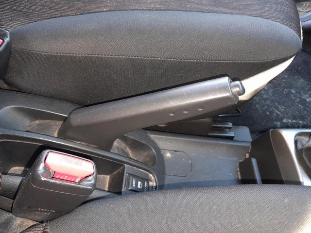 Nissan Note 2009 Mk1 Leva freno a mano/pulsante
