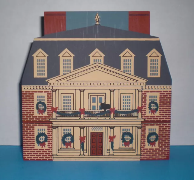 Cat's Meow Village Wooden Shelf Sitter - Shirley Plantation - 1990