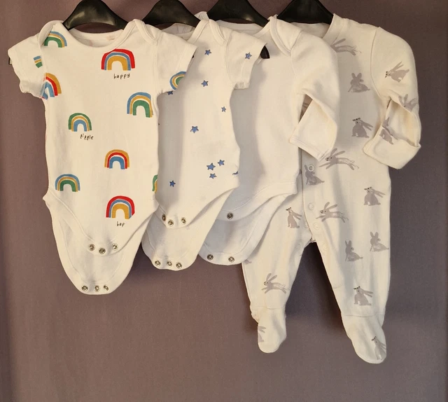 M&S Baby Unisex Clothes Bundle Age 0-3 Months.Excellent condition.Used.