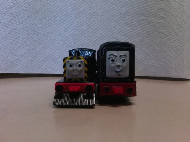 THOMAS THE TANK Engine and Friends ERTL Devious Diesel Mavis Diecast ...