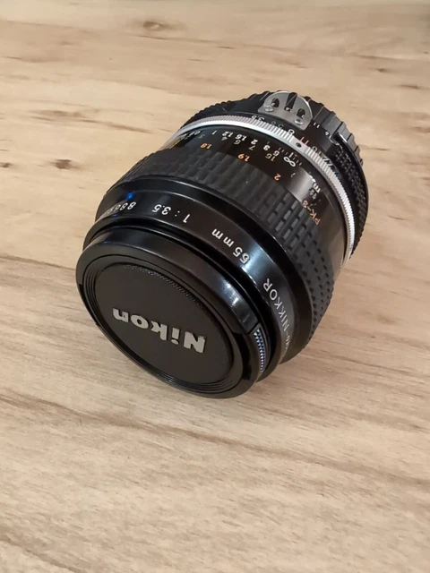 Nikon Ai Micro-NIKKOR 55mm f/3.5 MF Macro Lens