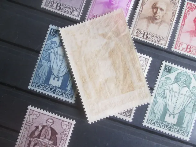 Timbres Belgique Yt 342/350  Neuf * 2