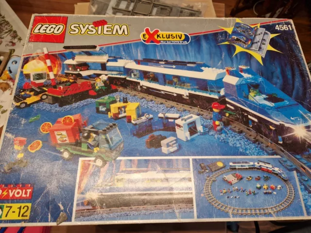 Lego System 4561 Eisenbahn 9 Volt mit Figuren, OVP und Bauanleitungen