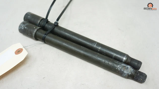 Suzuki GSXR 1000 OEM Front Wheel Rim Axle Pivot Bolts Of 2 Set