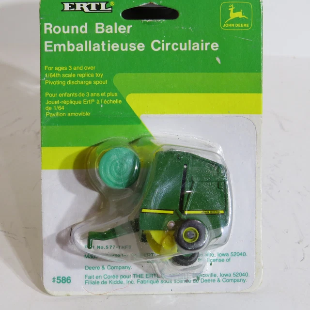 Ertl John Deere Round Hay Baler w/Bale 1/64 JD-586-7HFB-P