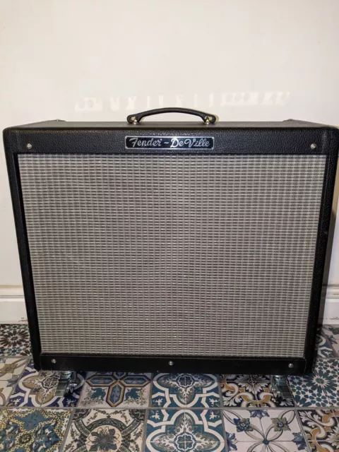 Fender Hot Rod Deville 212 Valve Guitar Amplifier