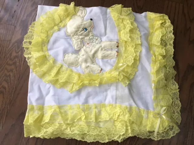 Pañal Bordado Para Bebe Y Cuna  De Tela Anticeptica Y Encaje Con Incrustaciones