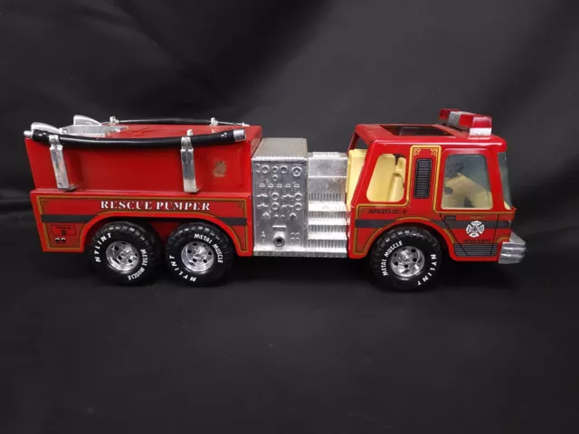 Nylint Red White Fire Department Metal Muscle Rescue Pumper Truck Toy L1021