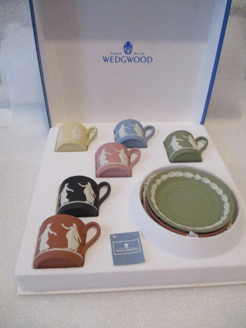 DANCING HOURS Wedgwood jasperware 6 Tasses et 6 soucoupes à café dans un coffret