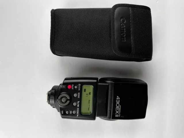 Canon Speed lite 430 EX ll Mountable Camera Flash With Case