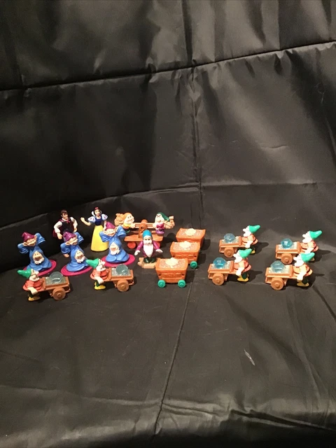 DISNEY SNOW WHITE and The Seven Dwarfs Vintage Lot of Toy Figures. (D2 ...