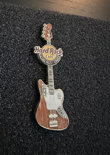 Hard Rock Cafe Pin NIAGARA FALLS CANADA- 2010 Fender Era Series Guitar - LE 200 2