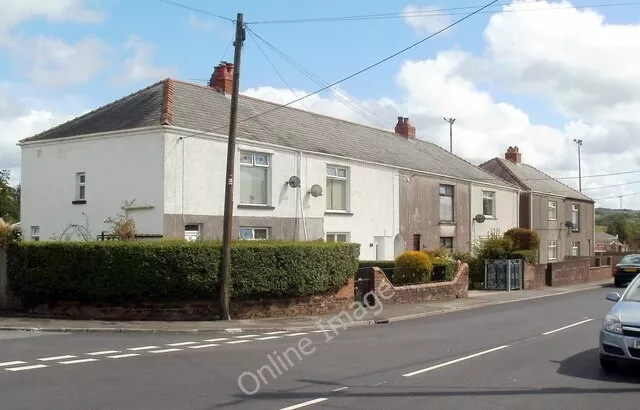 Photo 6x4 Main Road houses, Dyffryn Cellwen  Viewed from opposite the Moo c2011