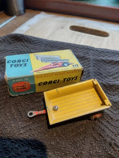 Vintage Corgi Toys Massey Ferguson 30cwt Trailer With Box