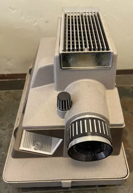 Vintage Bell & Howell Co TDC Robomatic Slide Projector