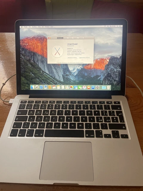 Apple MacBook Pro 13,3" (Intel Core i5, 2.70GHz, 8GB RAM, 128GB SSD).